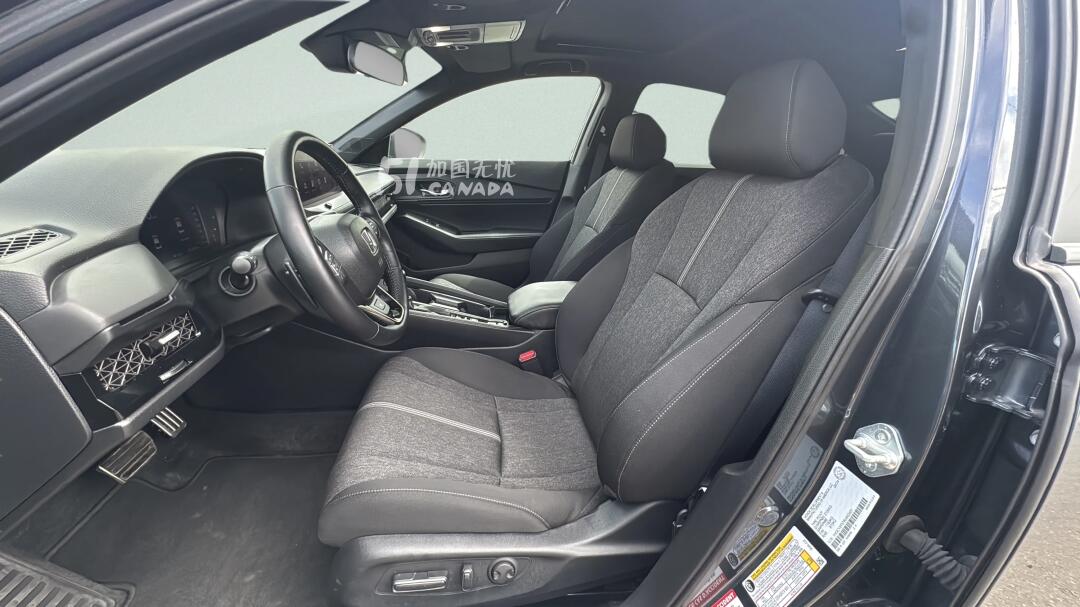 2024 Honda Accord view 6