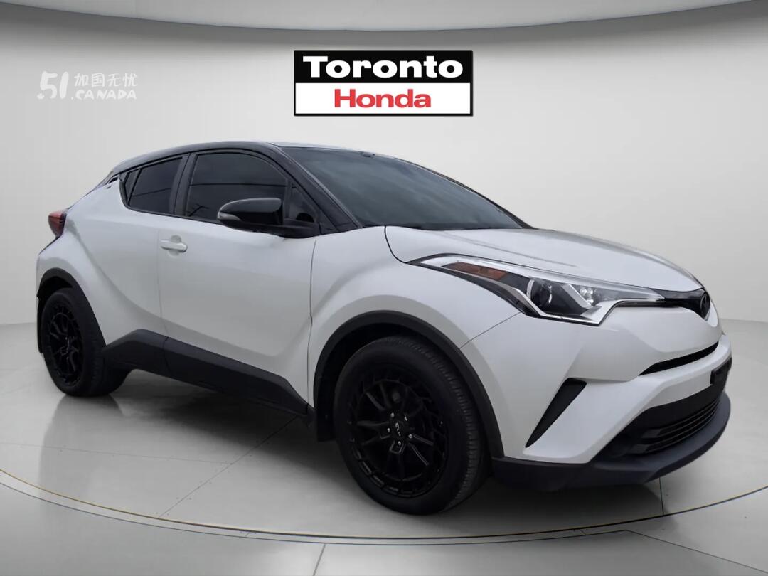 2019 Toyota C-HR view 2