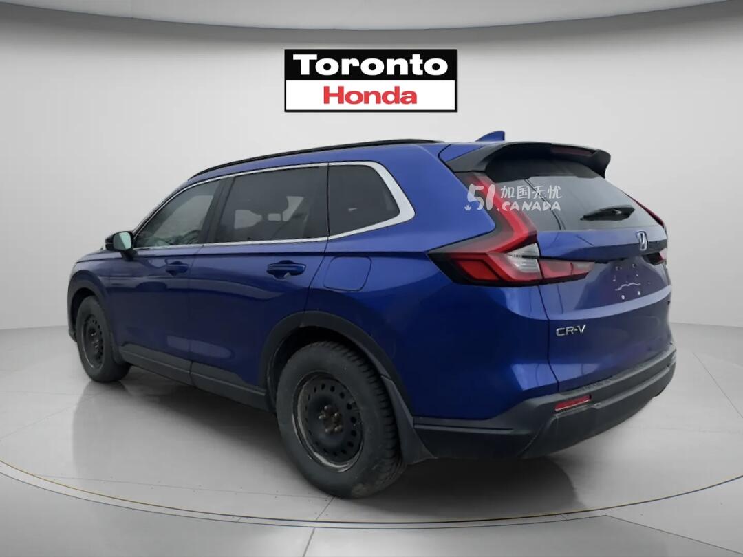 2024 Honda CR-V view 3