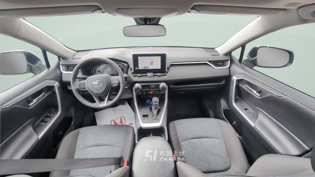 2025 Toyota RAV 4 view 5