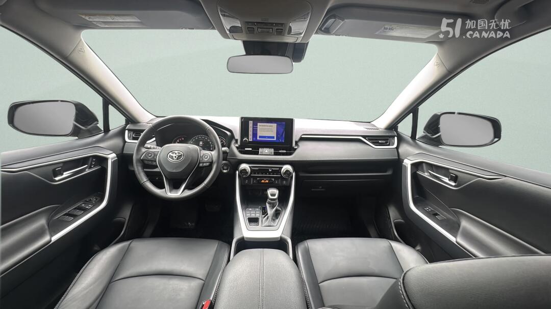 2025 Toyota RAV 4 view 5