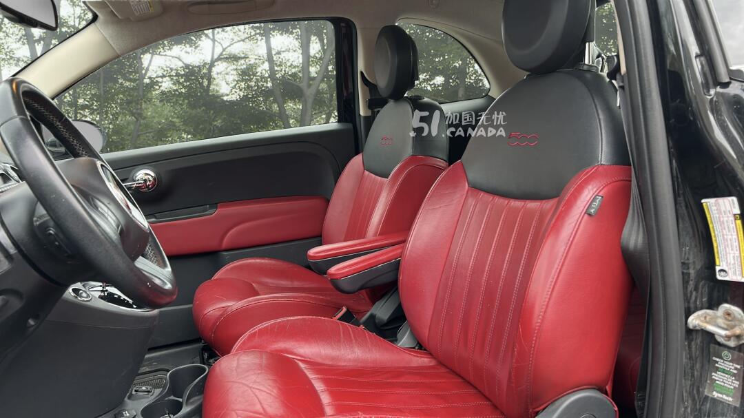2015 Fiat 500C view 5