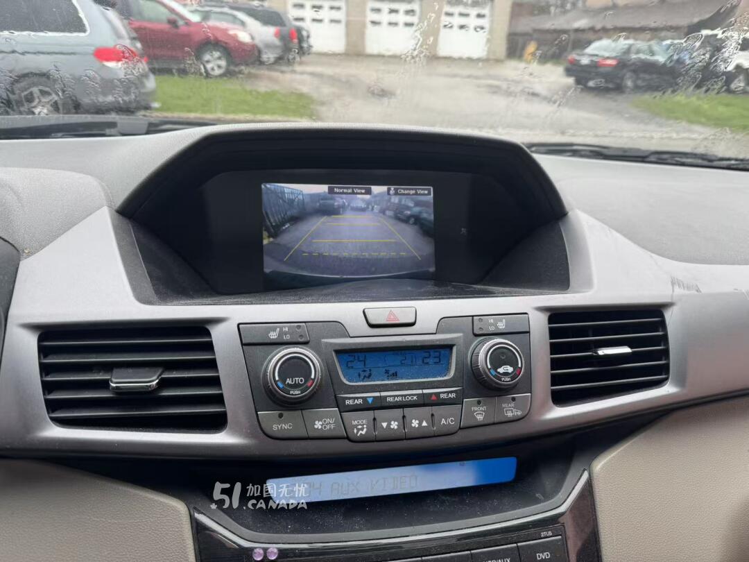 2013 Honda Odyssey view 10