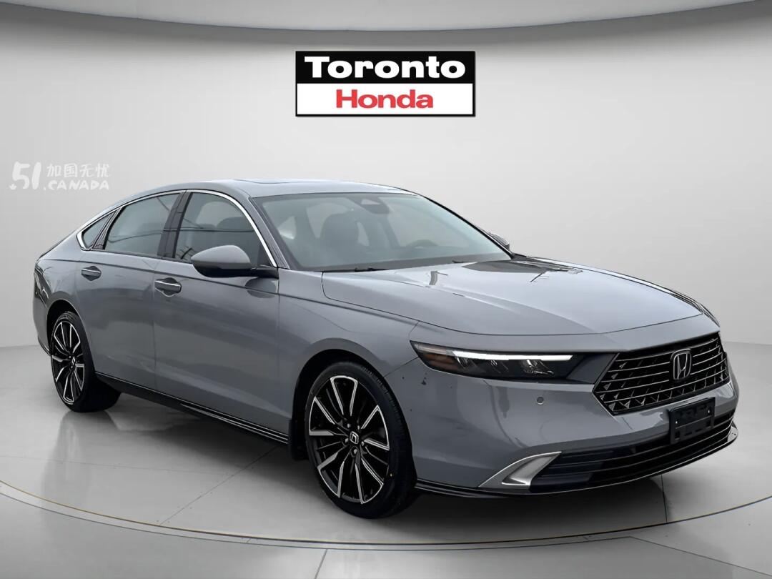 2025 Honda Accord view 2