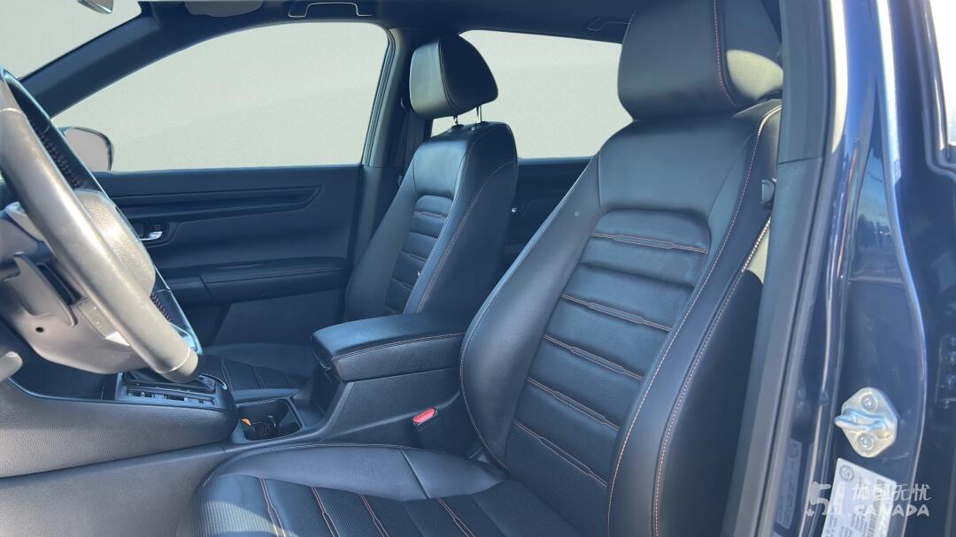 2025 Honda CR-V view 5