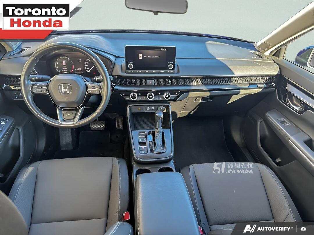 2025 Honda CR-V view 6