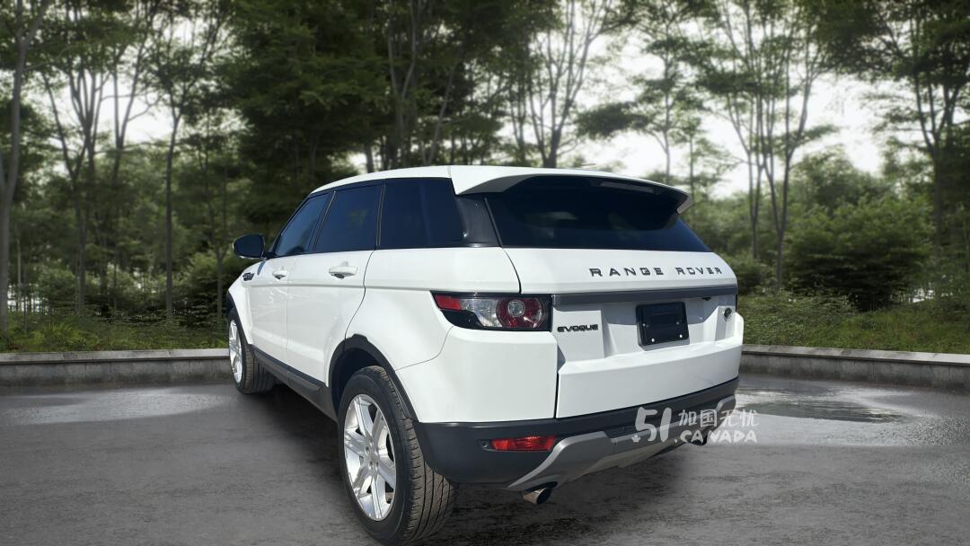 2015 Land Rover Range Rover Evoque view 3