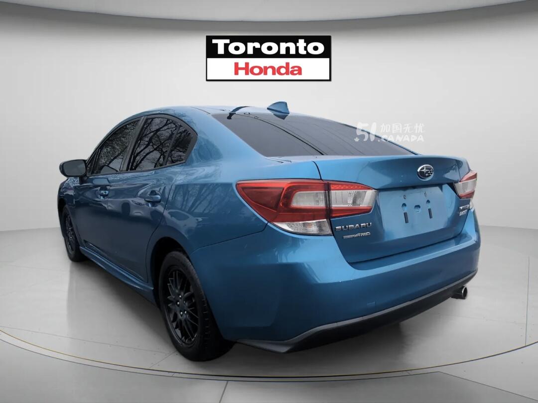 2017 Subaru Impreza view 3