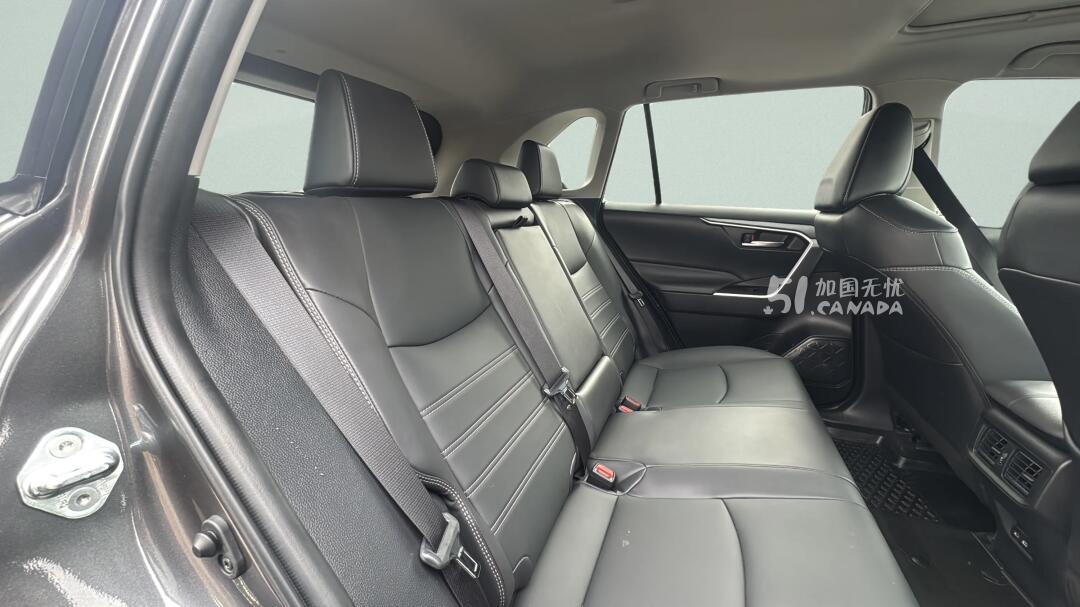 2025 Toyota RAV 4 view 8