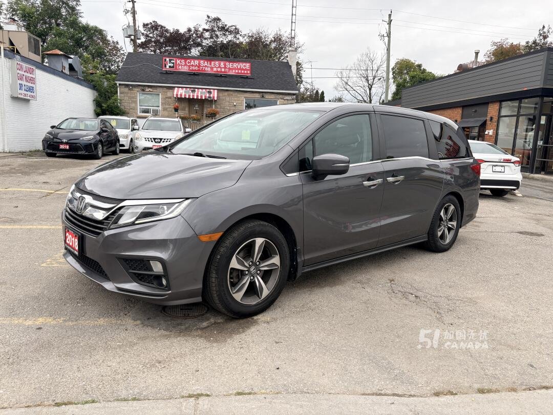 В Торонто продан безаварийный минивэн Honda Odyssey 2018 года с полным сервисом