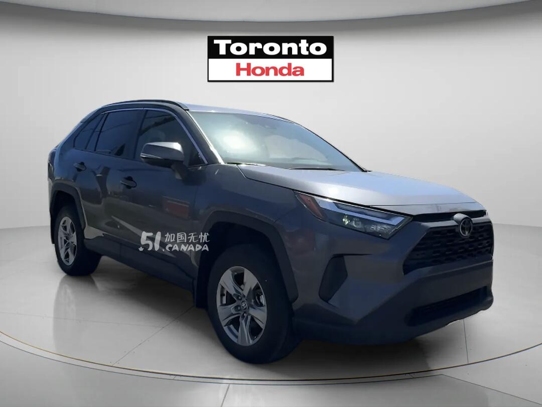 2025 Toyota RAV 4 view 2