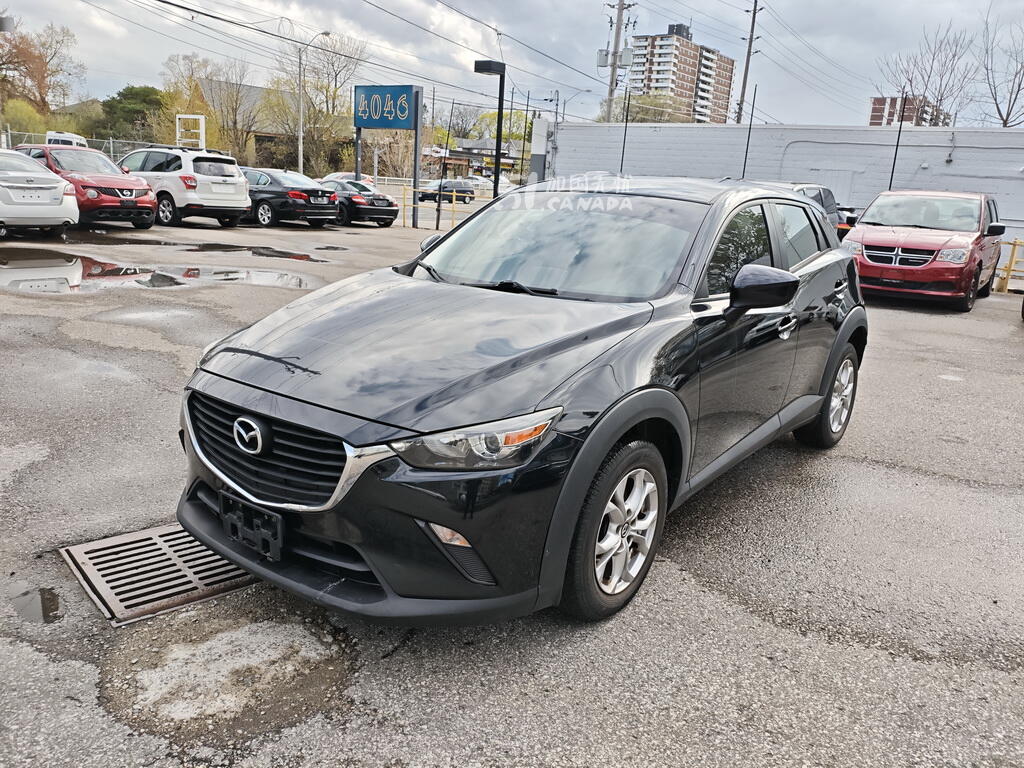 2017 Mazda CX-3 view 1