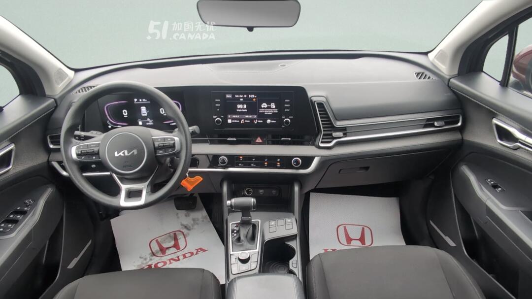 2023 Kia Sportage view 5