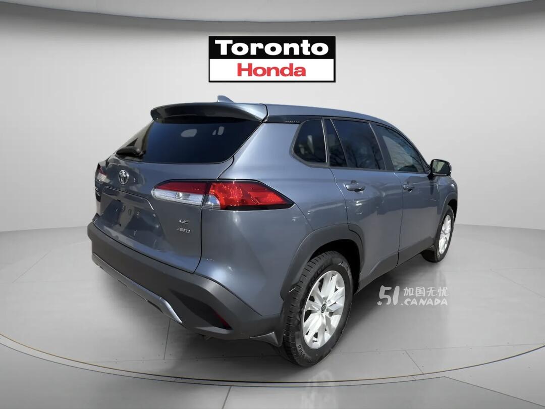 2022 Toyota Corolla view 3