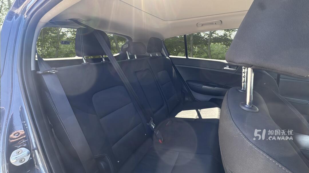 2020 Kia Sportage view 8