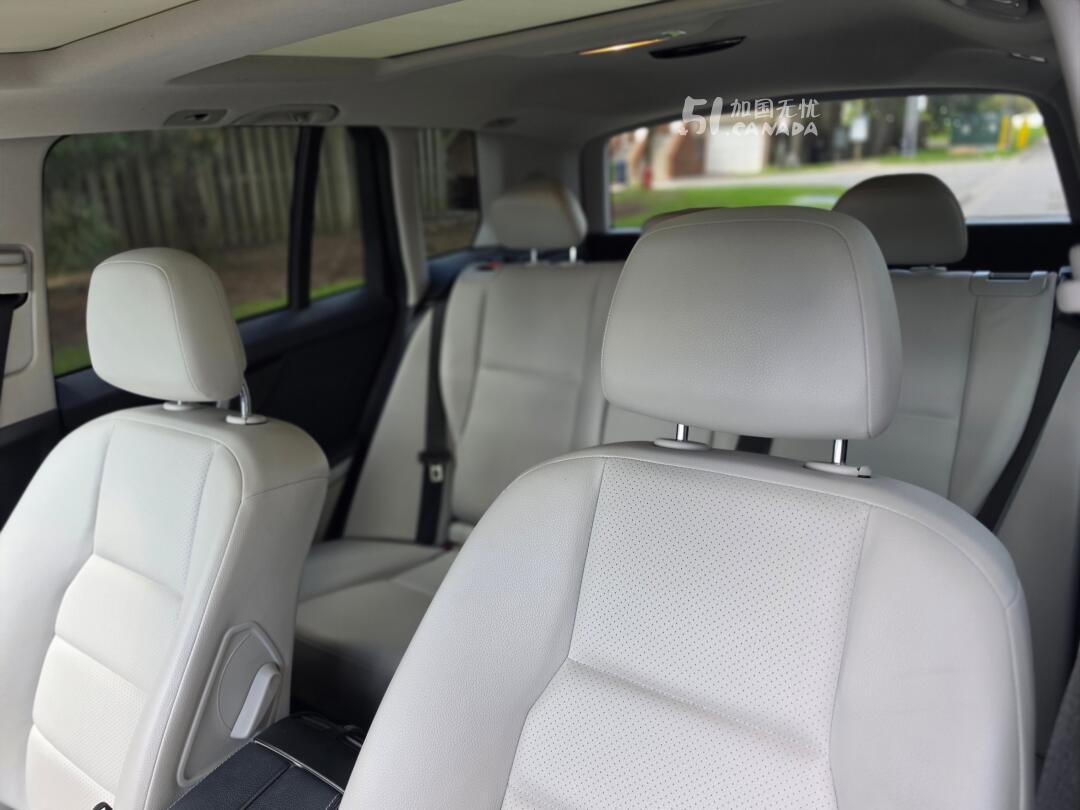 2014 Mercedes-Benz GLK view 2