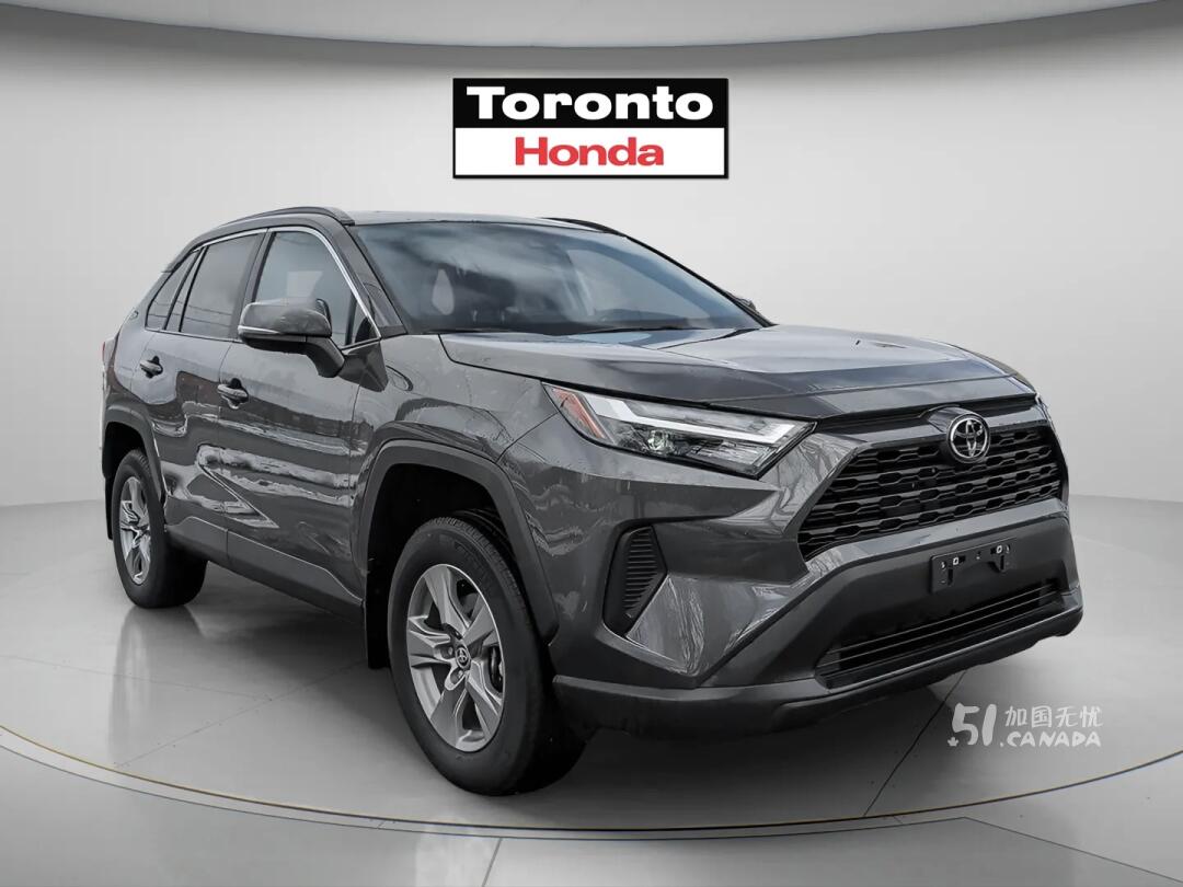 2025 Toyota RAV 4 view 2