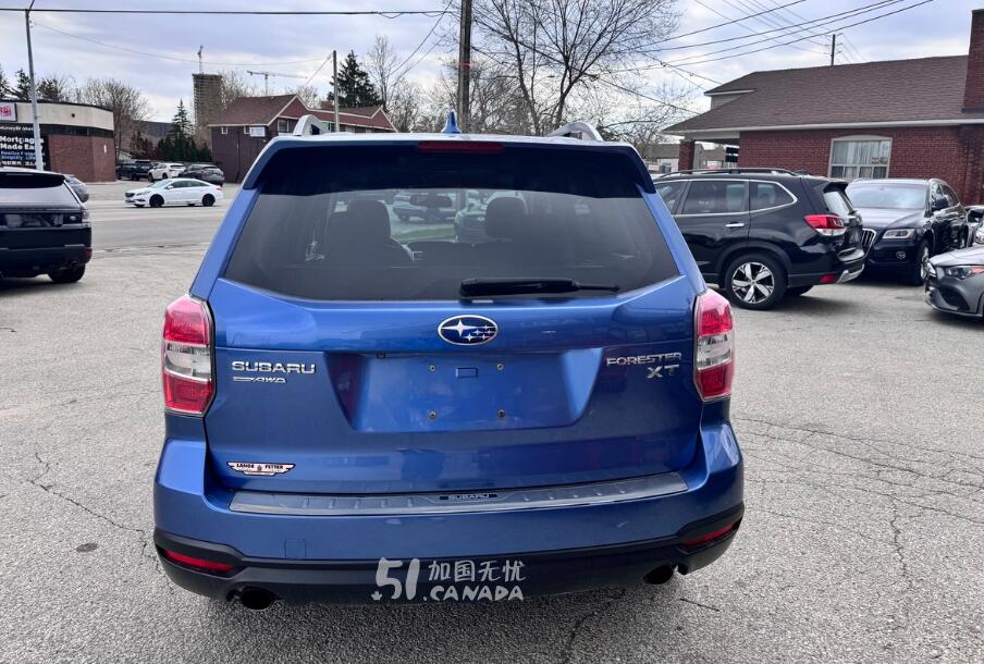 2016 Subaru Forester view 9