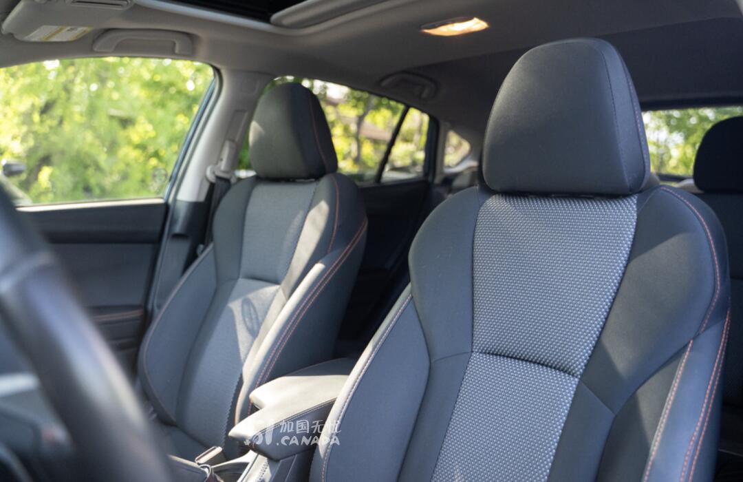 2018 Subaru XV Crosstrek view 5