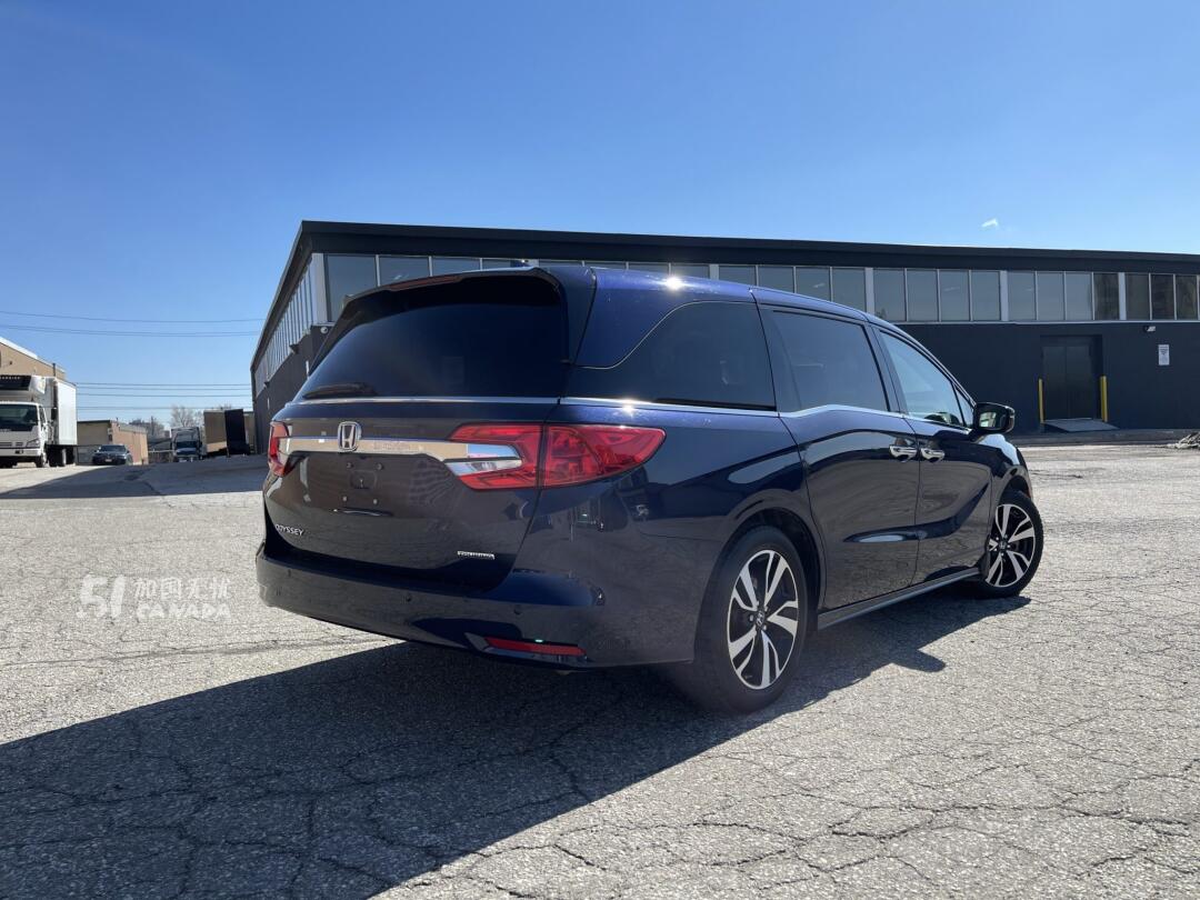 2019 Honda Odyssey view 6
