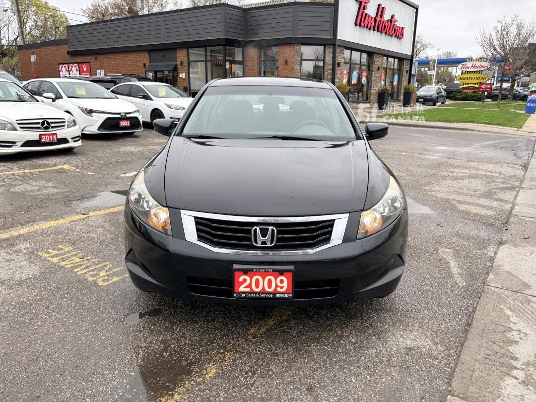 2009 Honda Accord view 2