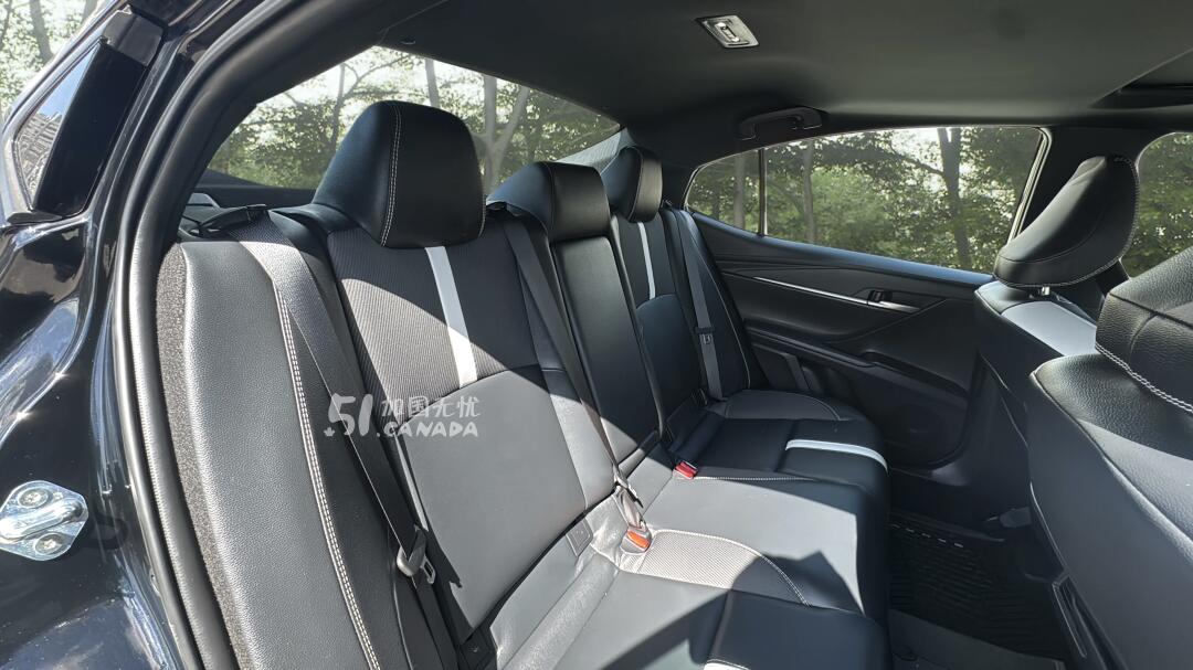 2025 Toyota Camry view 7