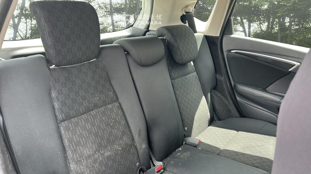 2015 Honda Fit view 7