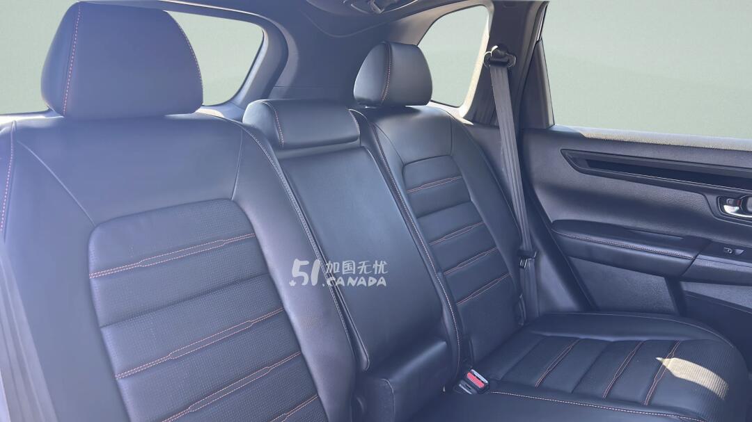 2025 Honda CR-V view 7