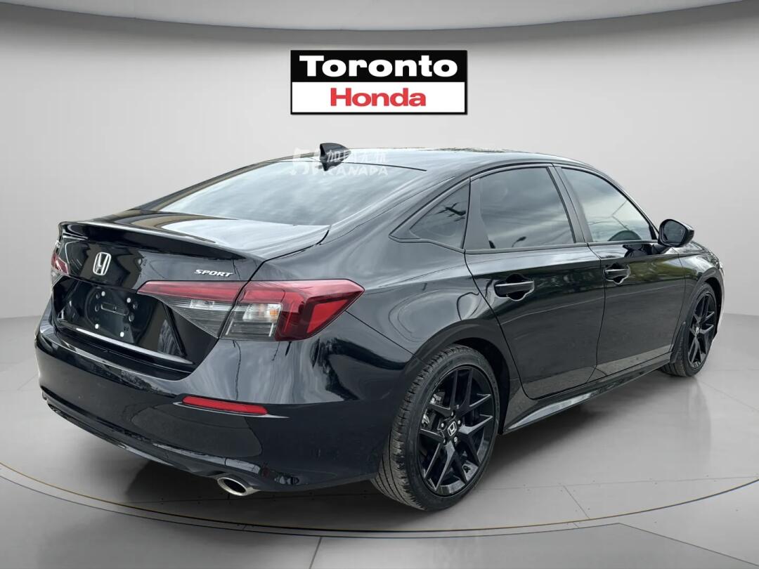 2025 Honda Civic view 4
