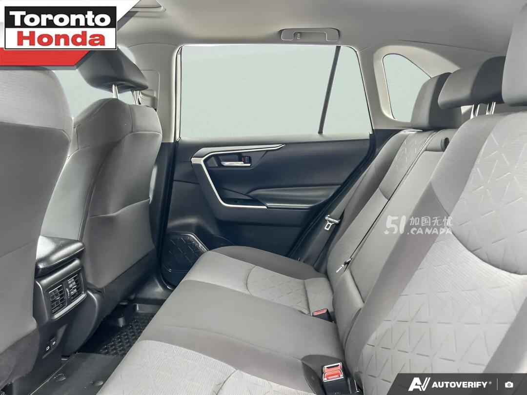 2023 Toyota RAV 4 view 9