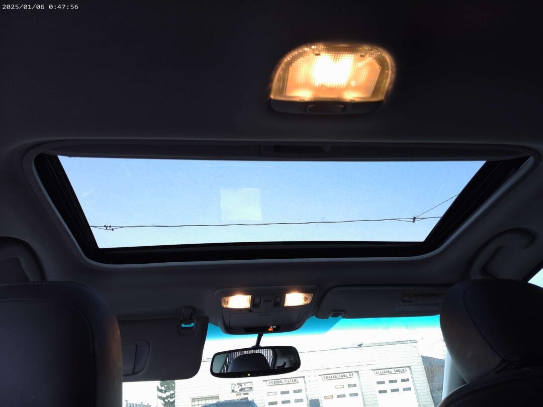 2016 Subaru Legacy view 8