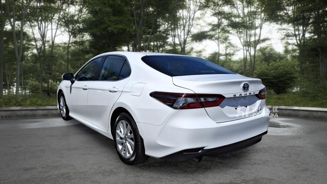 2023 Toyota Camry view 4