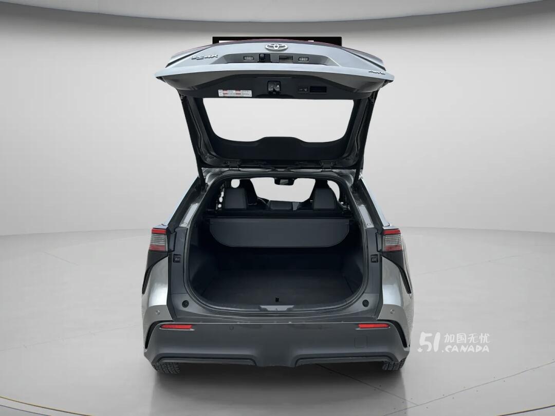 2023 Toyota bZ4X view 9