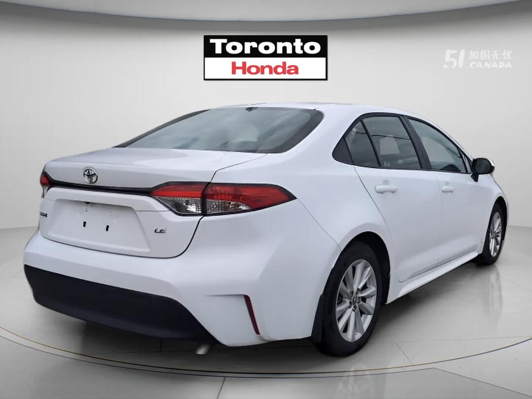 2025 Toyota Corolla view 3