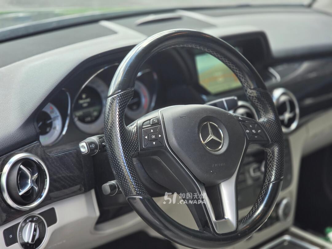 2014 Mercedes-Benz GLK view 7