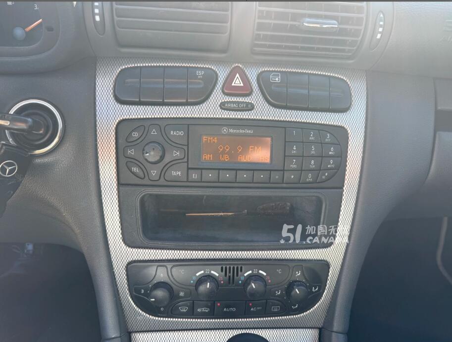 2003 Mercedes-Benz C-Class view 9