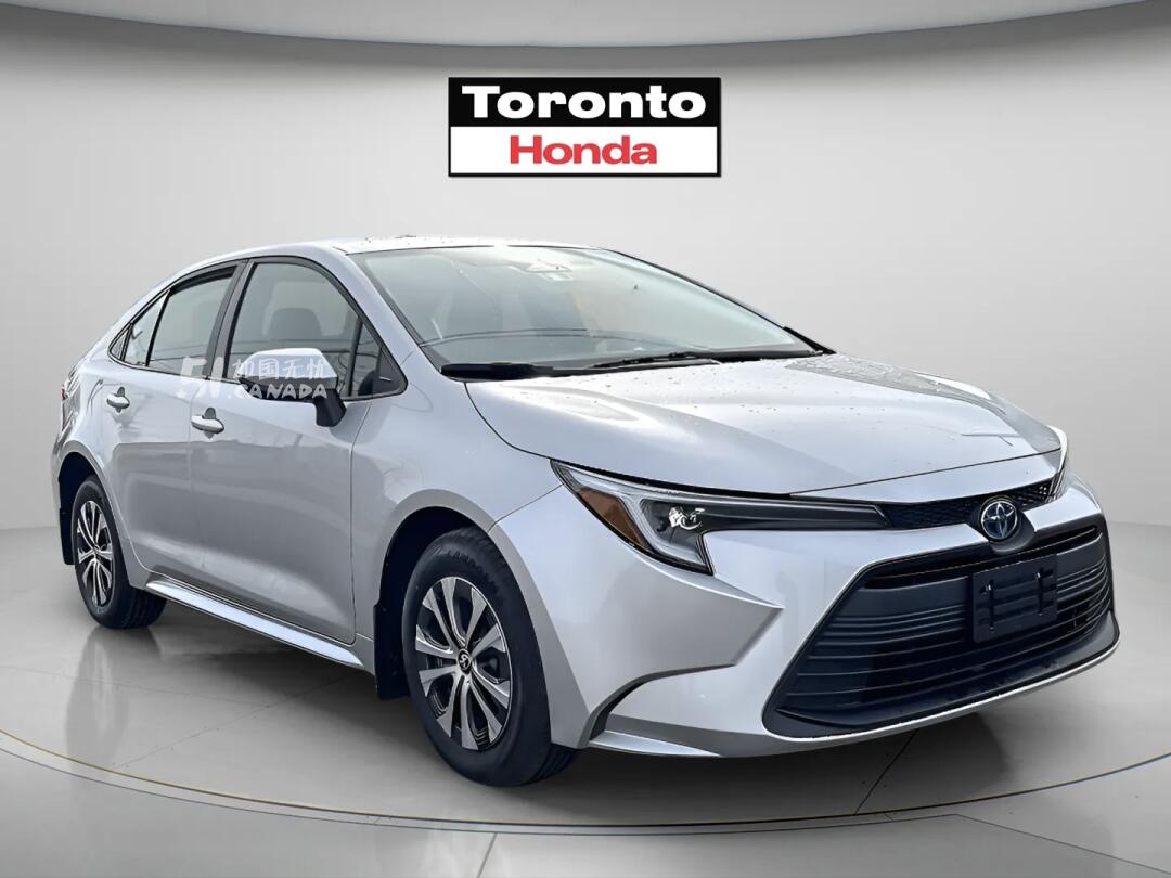 2023 Toyota Corolla view 2