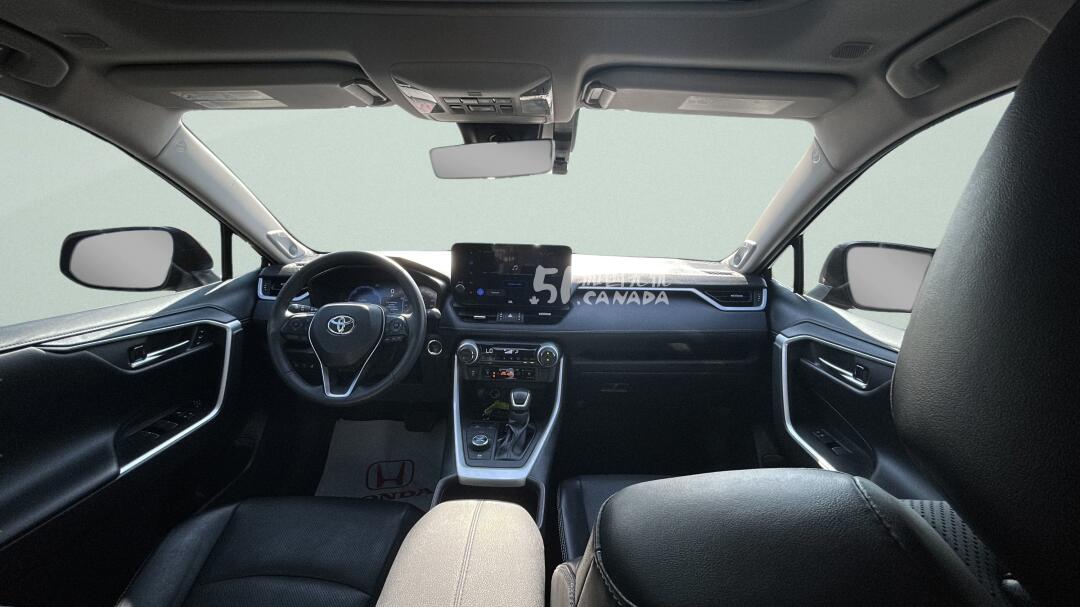 2023 Toyota RAV 4 view 7