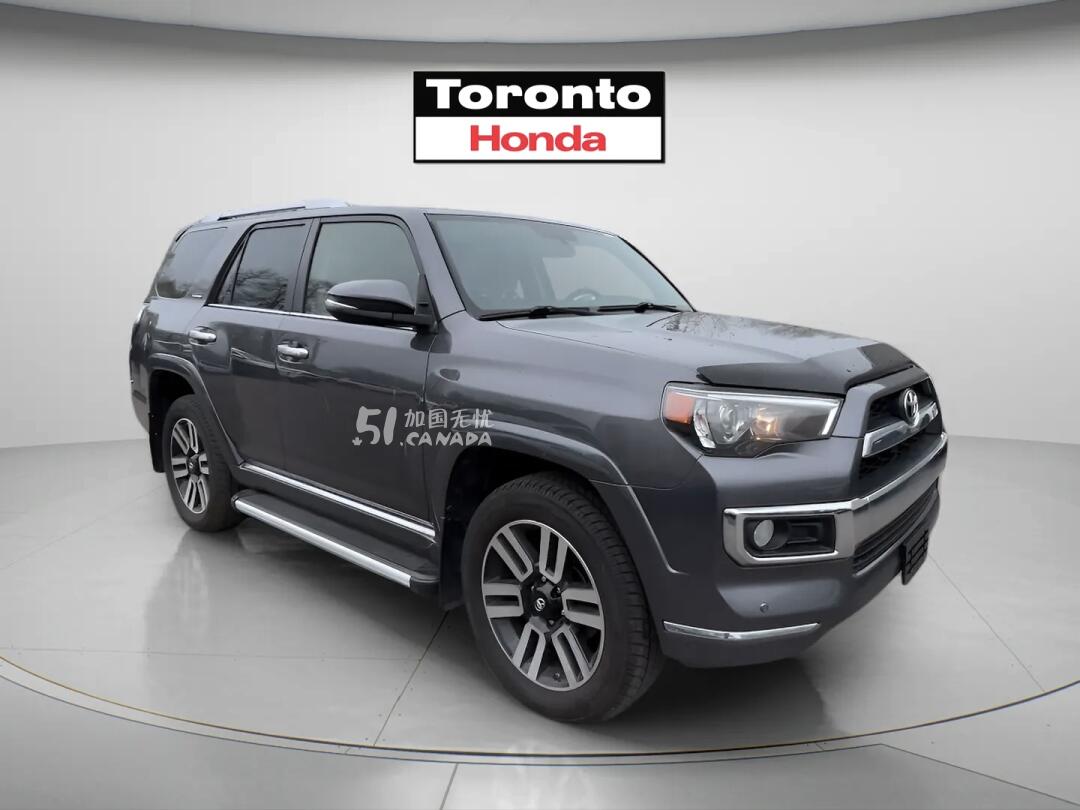 2018 Toyota 4-Runner view 2