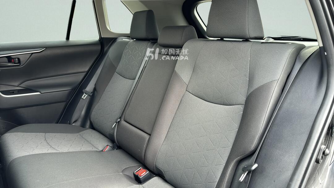 2025 Toyota RAV 4 view 9
