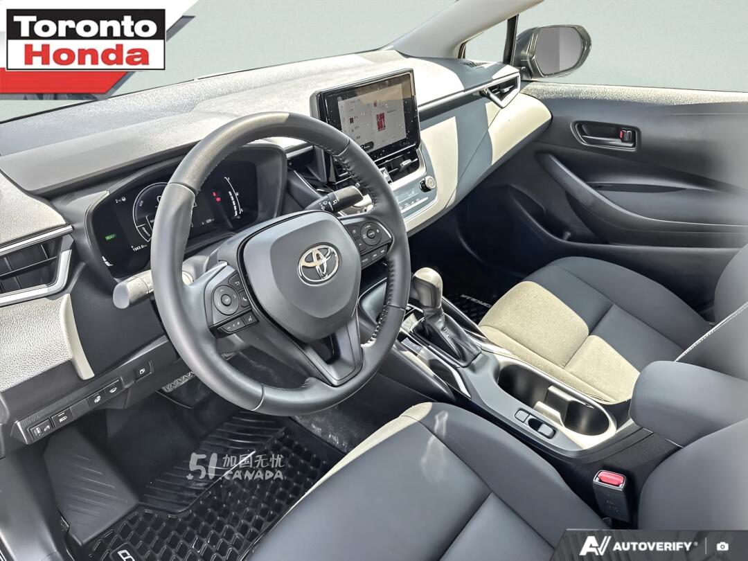 2025 Toyota Corolla view 6