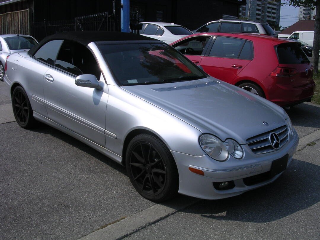 2006 Mercedes-Benz CLK view 1
