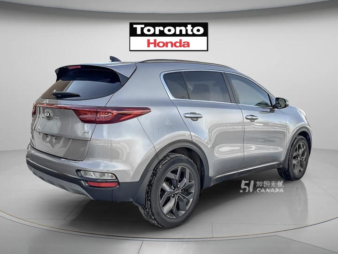 2022 Kia Sportage view 3