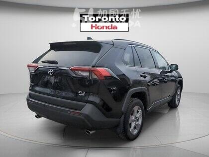2024 Toyota RAV 4 view 3
