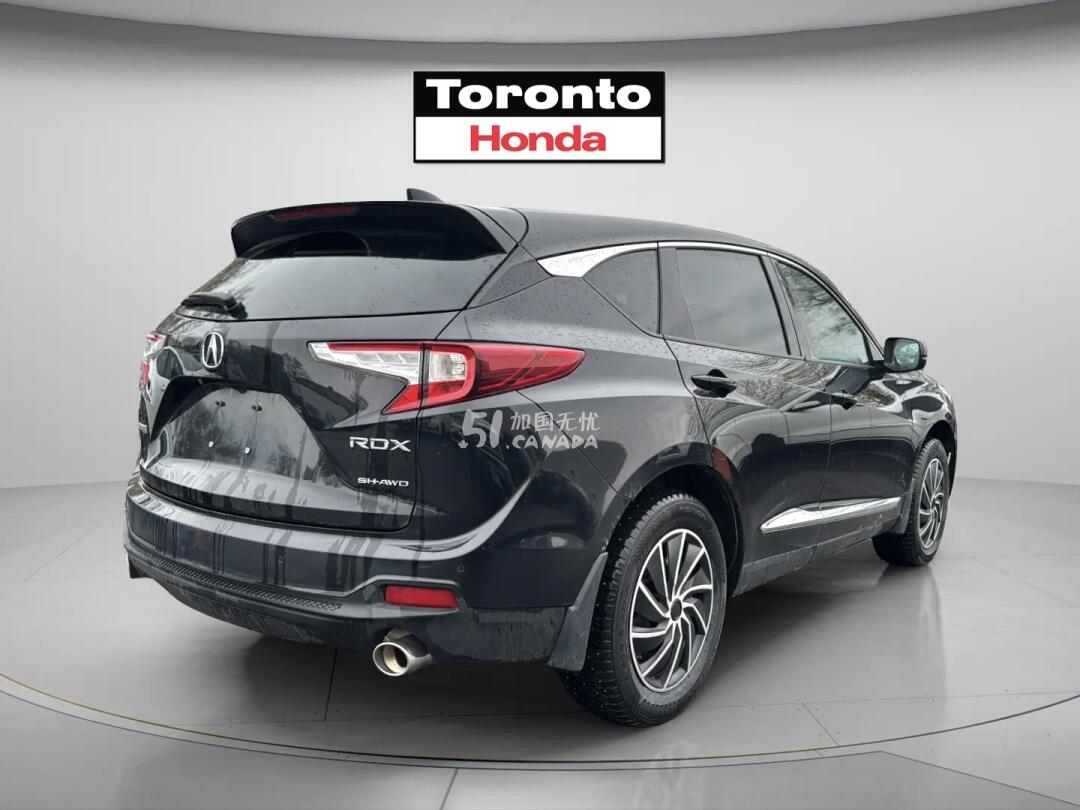 2019 Acura RDX view 3