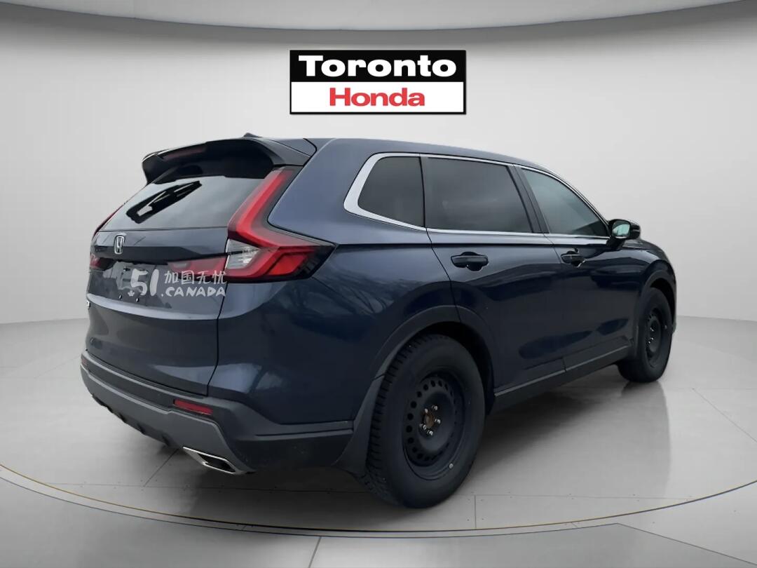 2025 Honda CR-V view 3