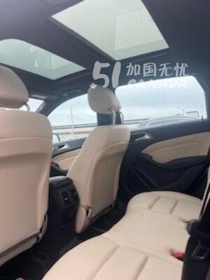 2019 Mercedes-Benz B-Class view 4
