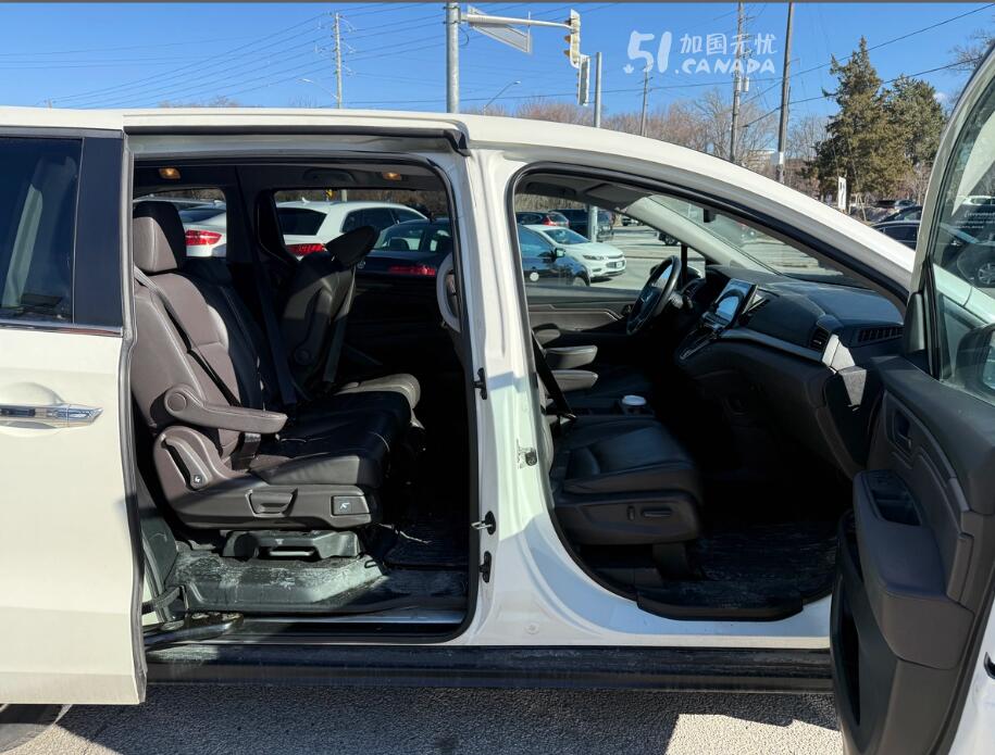 2019 Honda Odyssey view 10