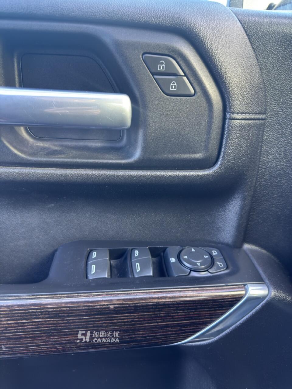 2021 GMC Sierra 1500 view 8