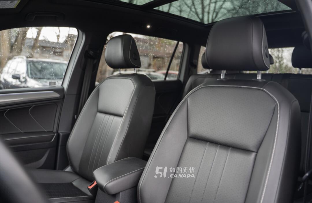 2022 Volkswagen Tiguan view 3